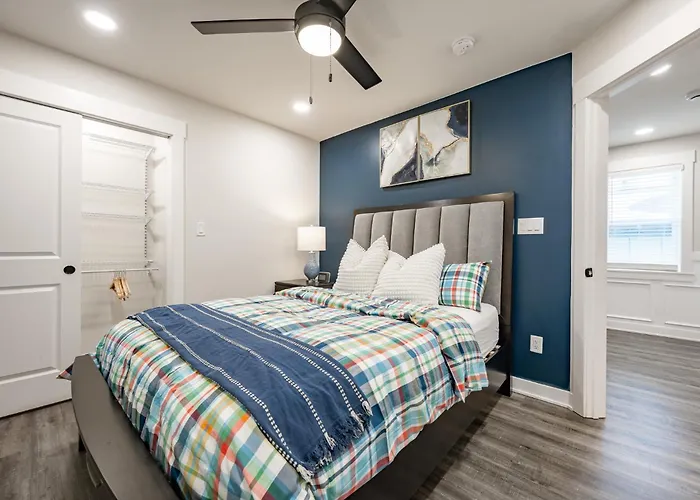 Downtown 3Br Near Indy 500 With Free Parking